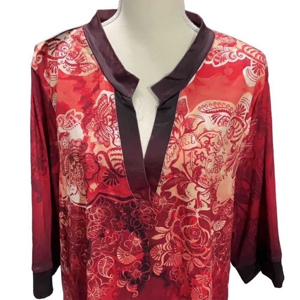 NWT Azalea by Firmiana Red Black Floral V Neck Tunic Blouse Size 1X - Picture 2 of 5